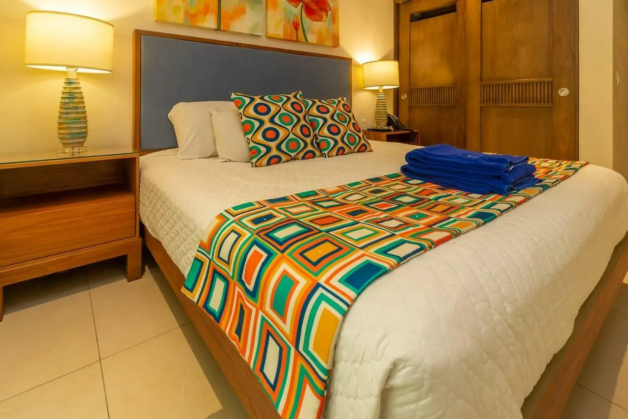 V Azul Vallarta - Luxury Vacation Rental Adults Only Пуэрто-Вальярта 4*,  Мексика