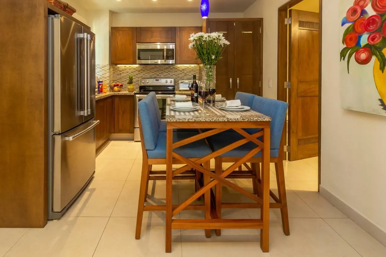 V Azul Vallarta - Luxury Vacation Rental Adults Only Пуэрто-Вальярта